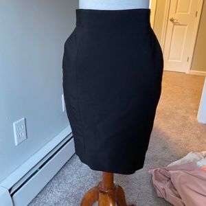 H&M Size 4 Black Pencil Skirt - NWT
